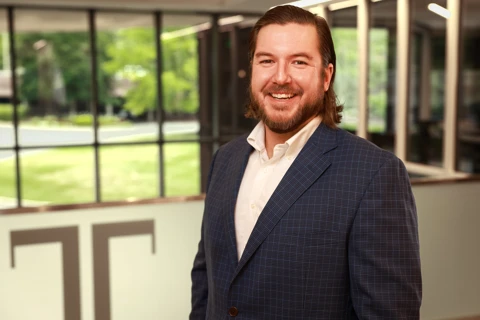 Sam Carda Samuel F. Carden, CFA, CAIA – VP & Portfolio Manager | Truxton - Wealth ...